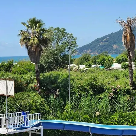 아파트 Relax Marina Di *