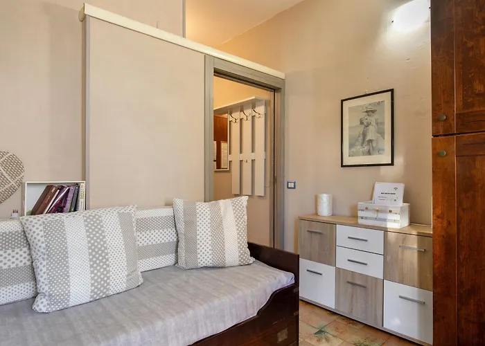 Relax Marina Di * كارارا